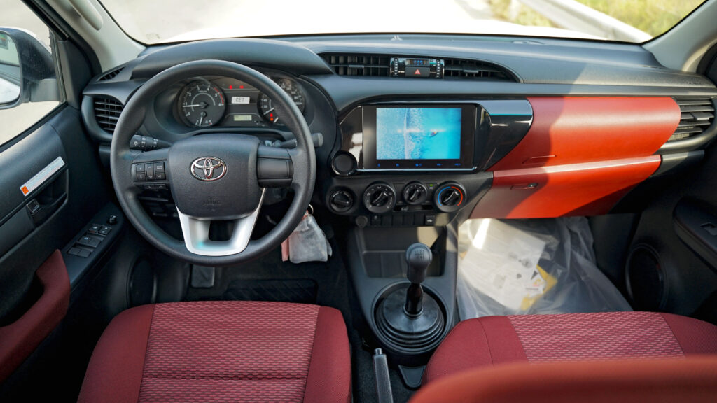 2025 Toyota Hilux 2.4L GL 4X2 Double Cabin