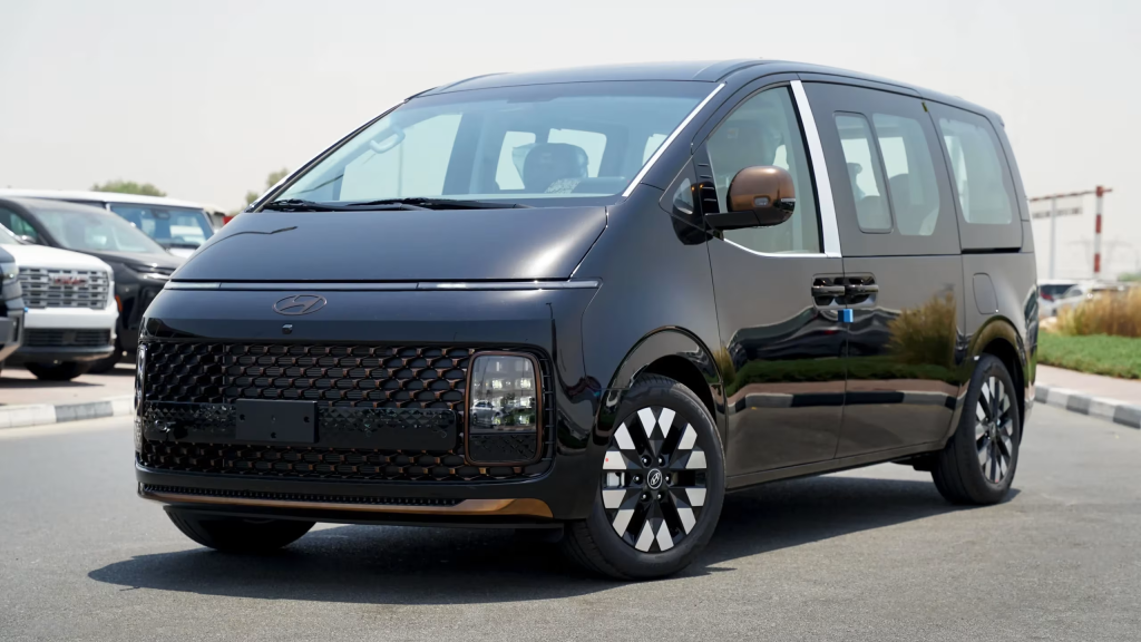 Hyundai Staria 7 Seater