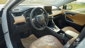 Toyota RAV4 2025 2.5L Hybrid Mid Option Sunroof - image 5