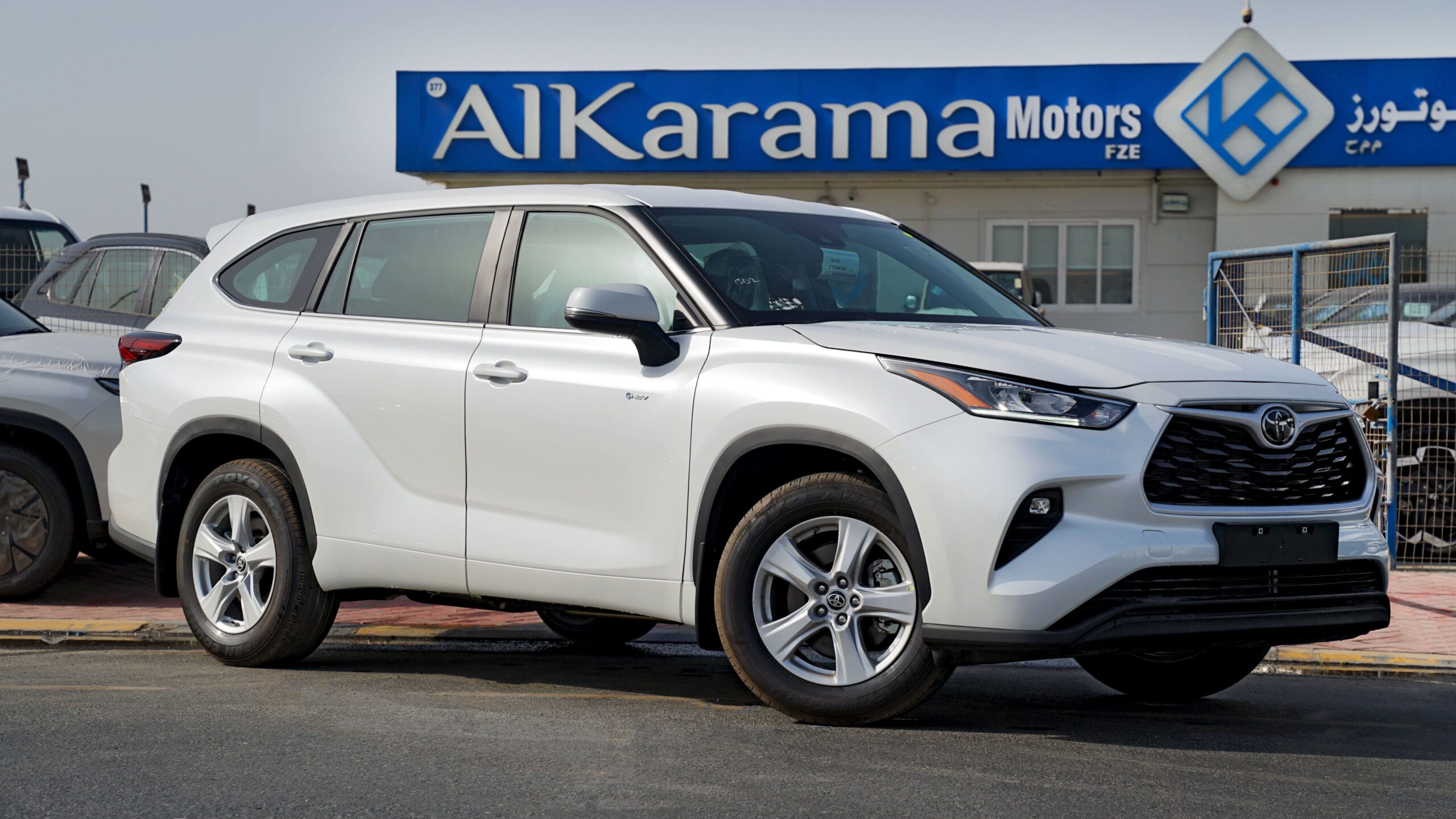 2025 Toyota Highlander 2.5L Hybrid A/T Brand-New