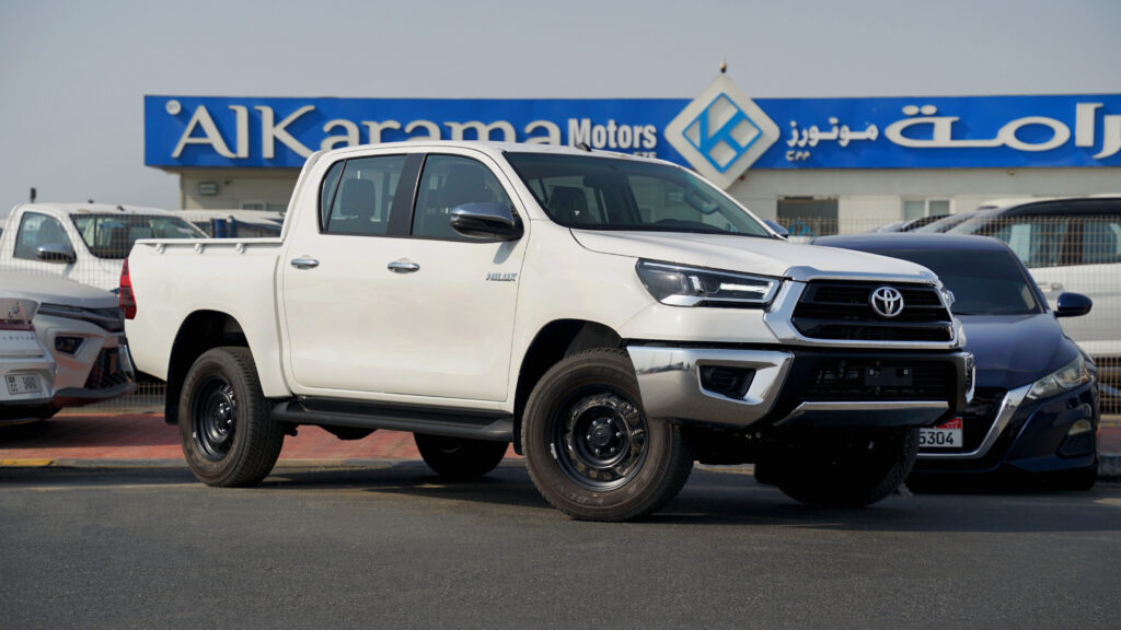 2025 Toyota Hilux SR5 2.4L Diesel, Manual