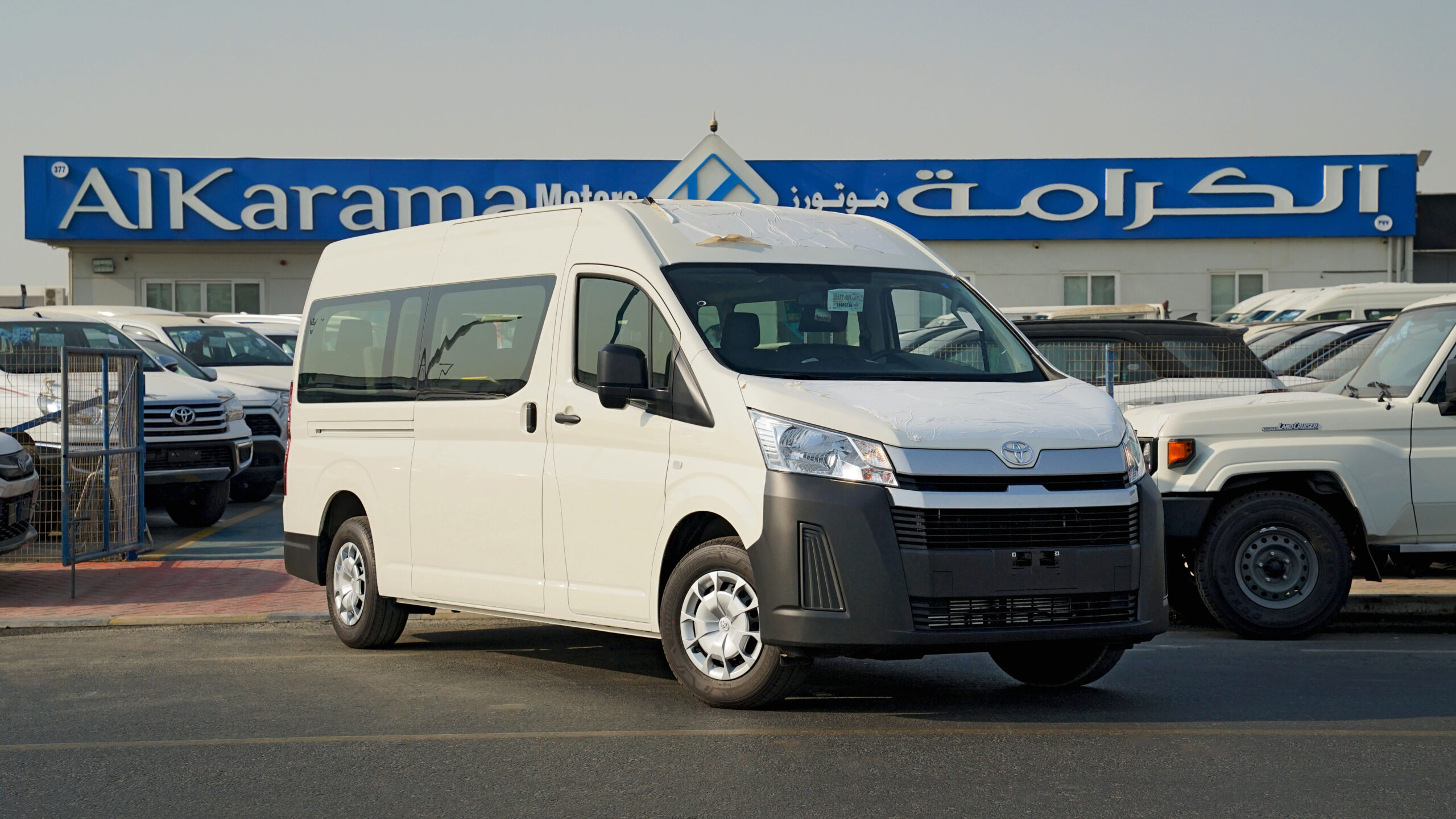 Toyota HiAce Passenger HighRoof