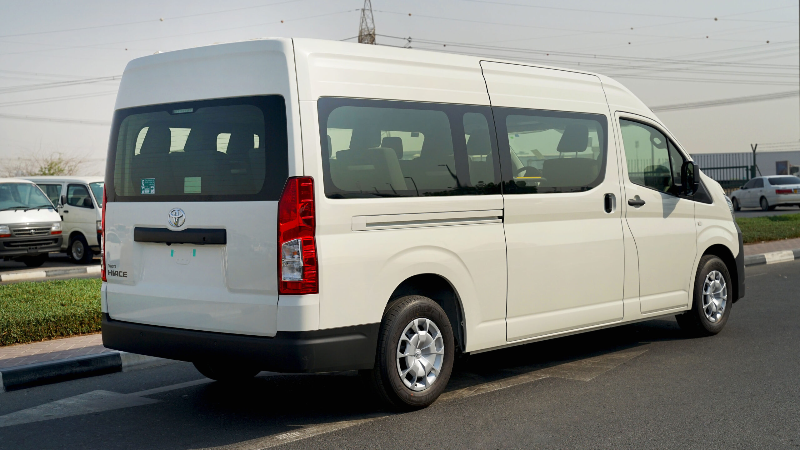 Toyota HiAce Passenger HighRoof