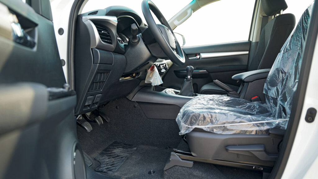 2025 Toyota Hilux SR5 2.4L Diesel, Manual