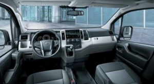 Toyota HiAce Passenger HighRoof
