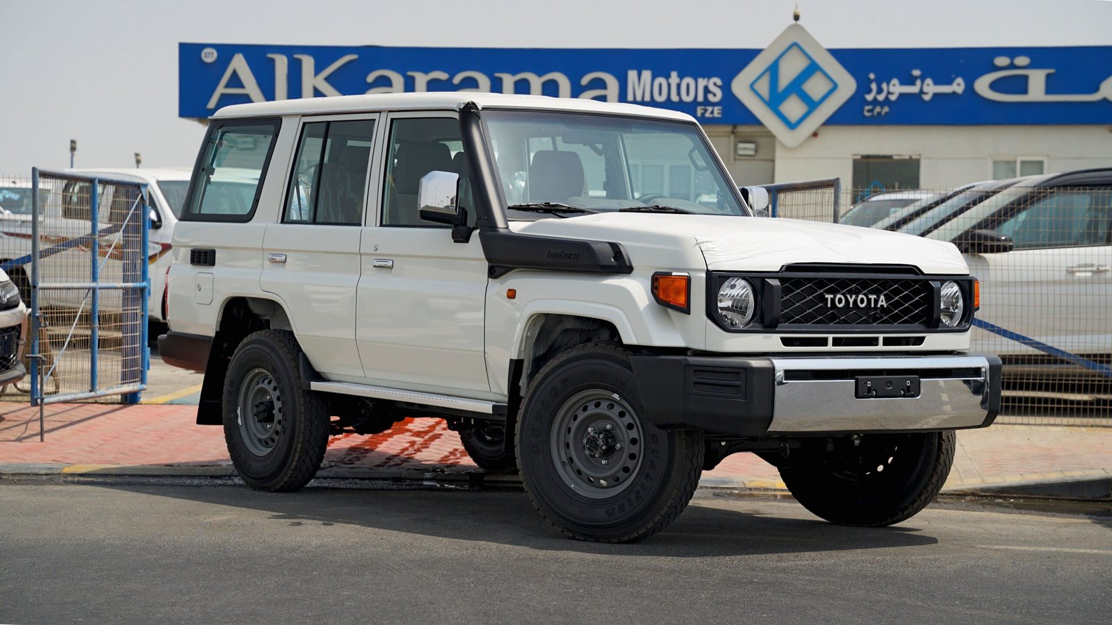 2025 Toyota LC76 Hardtop 2.8L Diesel