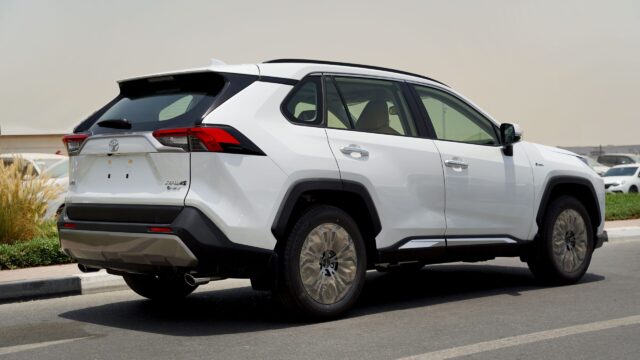 2025 Toyota RAV4 2.5Ltr Hybrid, Full Option With Sunroof