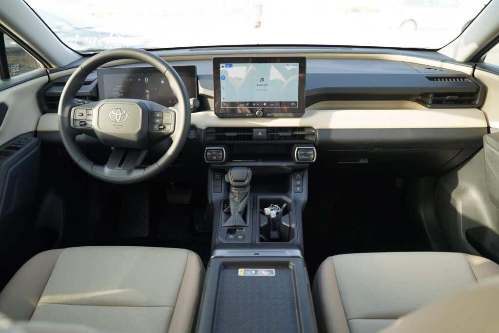 2026 Toyota RAV4 2.5L HEV XLE | AWD | Automatic | 0KM | GCC Spec