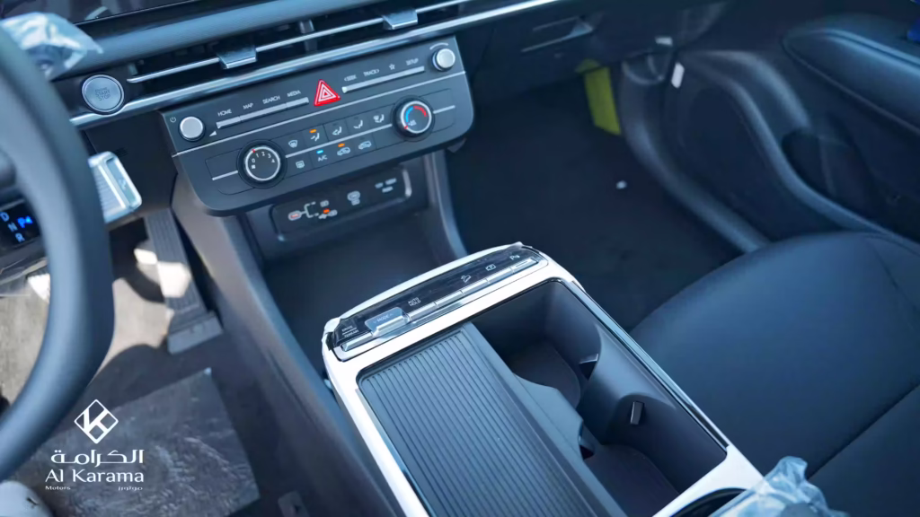 Hyundai Tucson centre console and automatic gear selector
