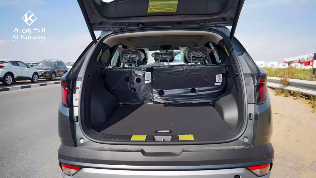 Hyundai Tucson Mid Option rear cargo area