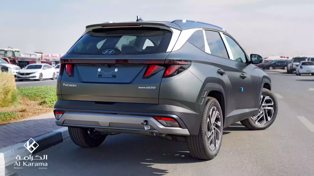 2026 Hyundai Tucson 2.0L Mid Option rear three-quarter view