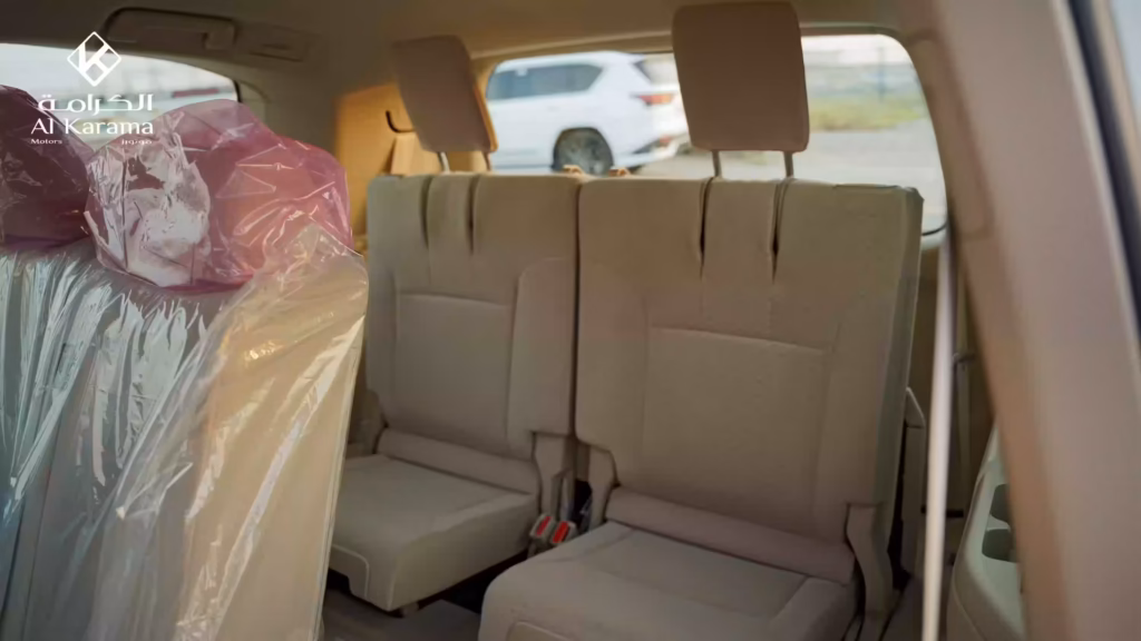 Toyota Land Cruiser LC300 third row passenger seats